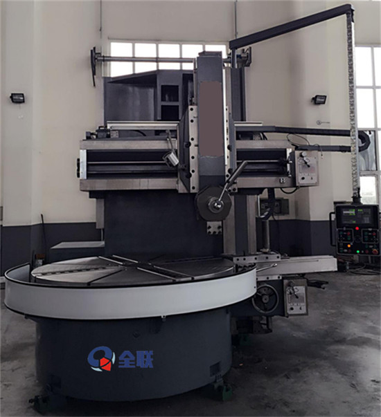 單(dān)柱立式(shì)車床