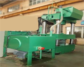 鹽舔磚(zhuān)液壓機液壓裝置(zhi)概述