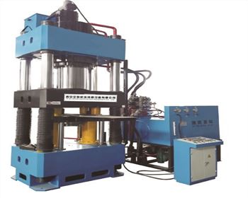 河南牛羊(yáng)舔磚液壓機