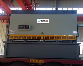 剪闆機(ji)設備操作(zuo)人員安全(quán)須知