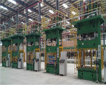 液(ye)壓機應(yīng)該怎樣(yàng)保證液(ye)壓油的(de)清潔注(zhu)意事項(xiang)