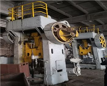 機械(xie)壓力機維修(xiu)改造