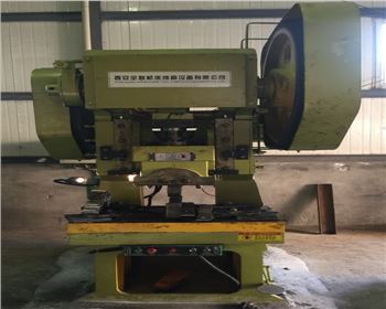 沖床(chuáng)廠家維修(xiu)改造哪家(jiā)好？